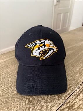 Nashville Predators Navy Adjustable Strapback Hat Cap NHL